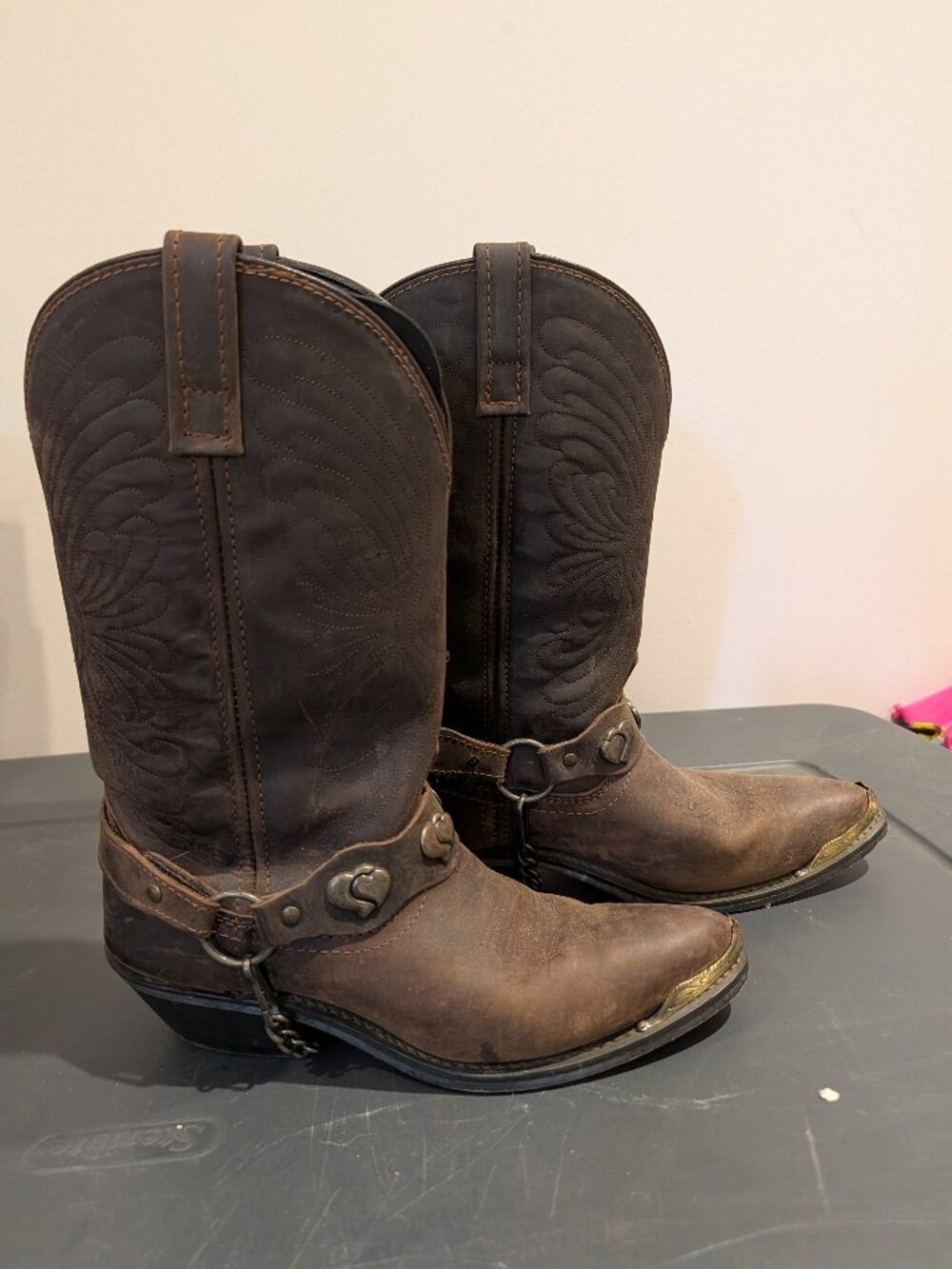 Distressed Brown Leather Biker Western Boots with Chain & Metal Toe Size 7